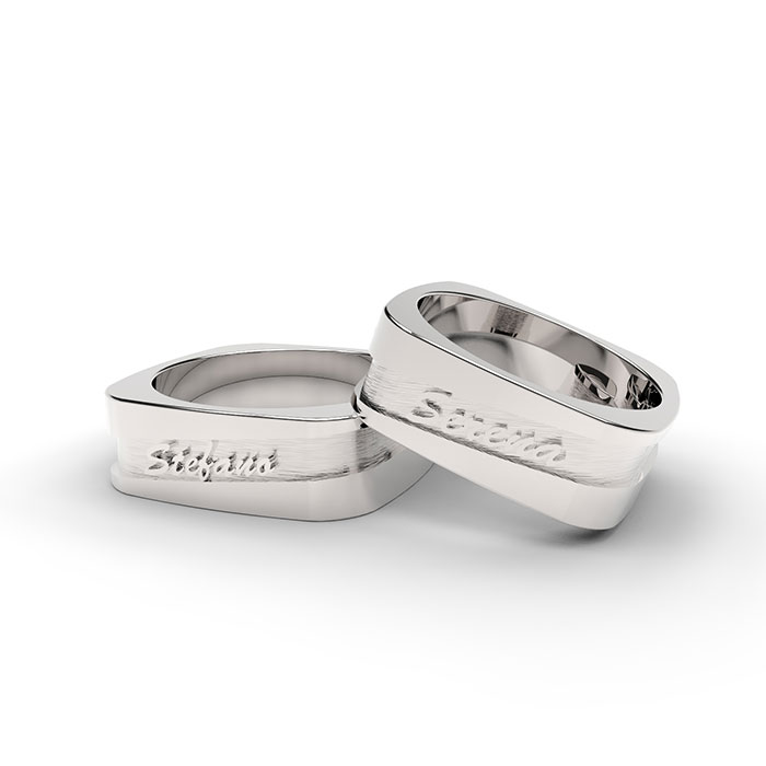 anelli in platino a forma quadrata con testo a rilievo personalizzabile