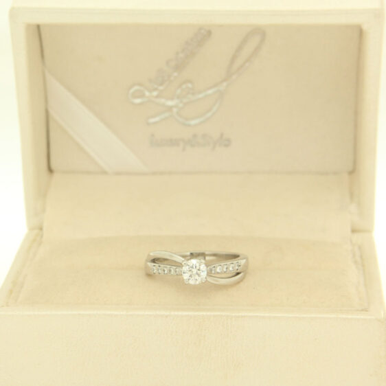 George-ring-solitario-diamanti